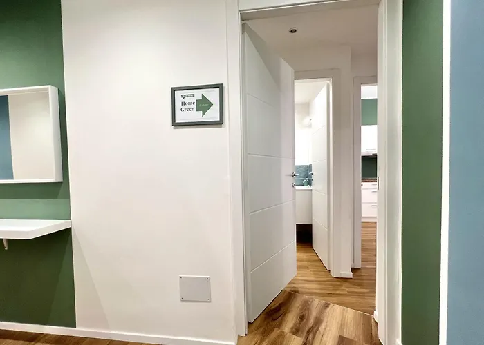 - Airport 8 Min - Ac - Smart Tv Apartmán *